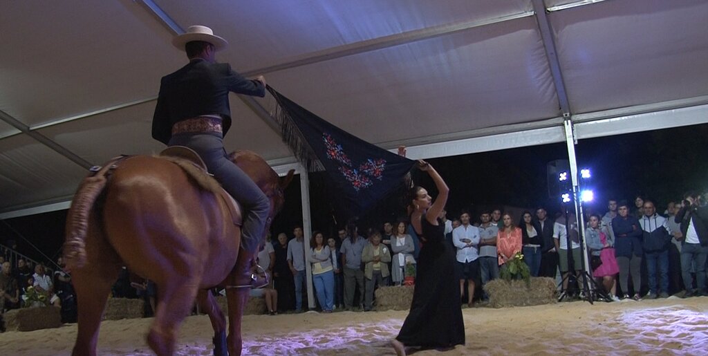 FEIRA AGRÍCOLA RECEBEU ESPETÁCULO EQUESTRE
