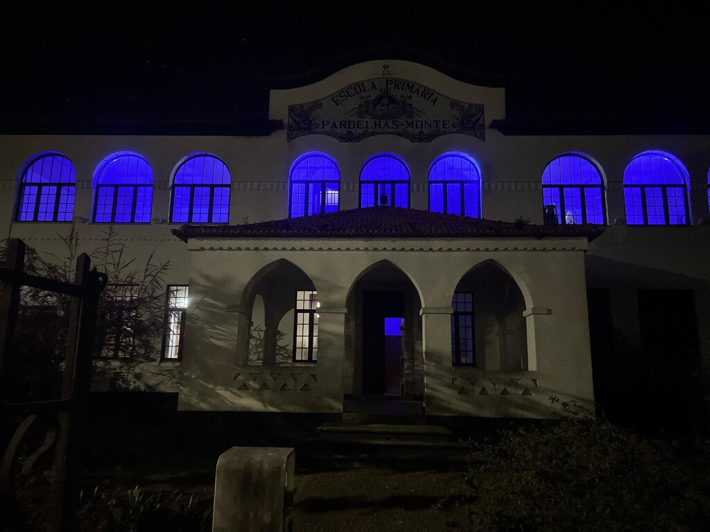 COMUR-MUSEU MUNICIPAL E OFICINA DE ARTES ILUMINAM-SE DE AZUL NO MÊS DA PREVENÇÃO DOS MAUS-TRATOS ...