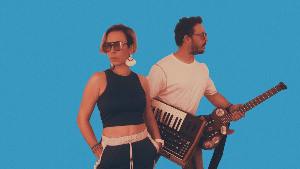 SENZA ATUAM NO SOL DA TORREIRA