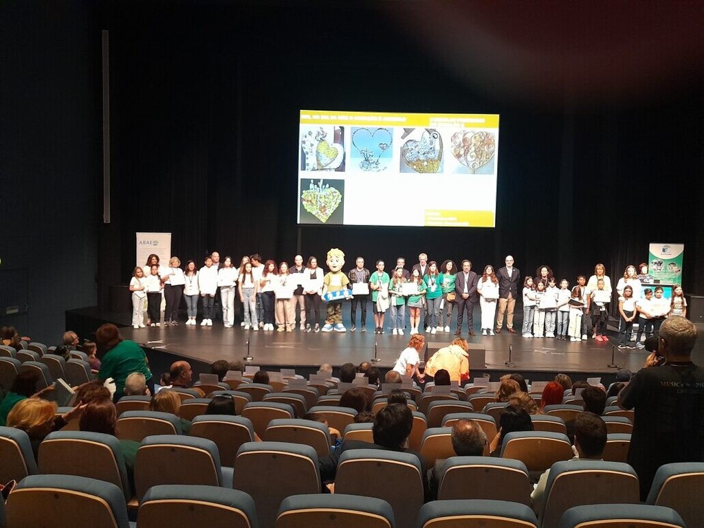  No dia da M&atilde;e o Cora&ccedil;&atilde;o &eacute; Amarelo