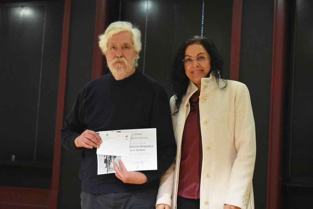 Modalidade: Poesia - 2&ordm; Pr&eacute;mio: Cristina Vicente